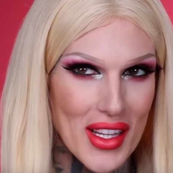 Jeffree Star Liquid Lipstick in Flamboyant - Picture 4 of 8